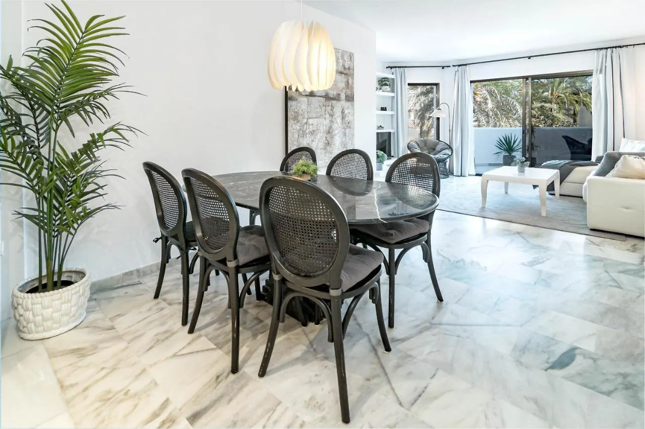 Gbh - Casa Golden Beach By Roomservices Marbella 0*,  Spanyolország