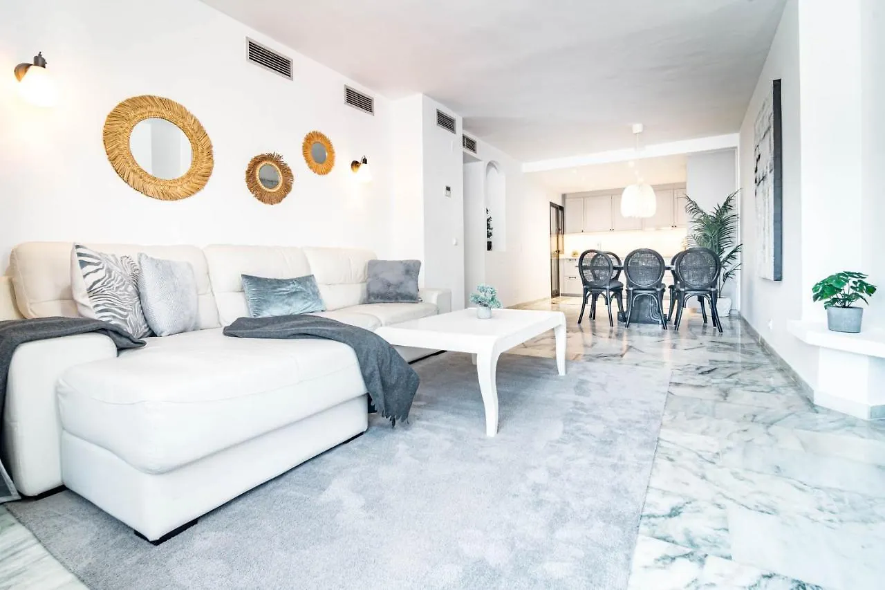 Apartment Gbh - Casa Golden Beach By Roomservices Marbella Spain