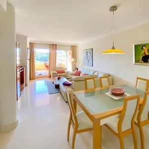 Apartamento En Los Patios De Santa Maria Golf Marbella
